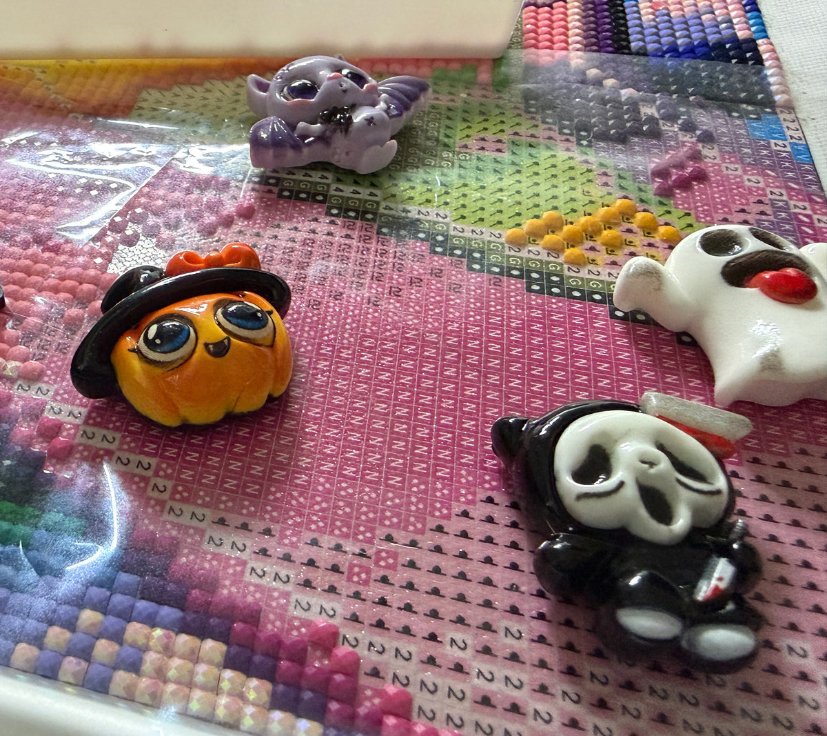 Drill or Treat 6-Piece Halloween Diamond Painting Minder Set