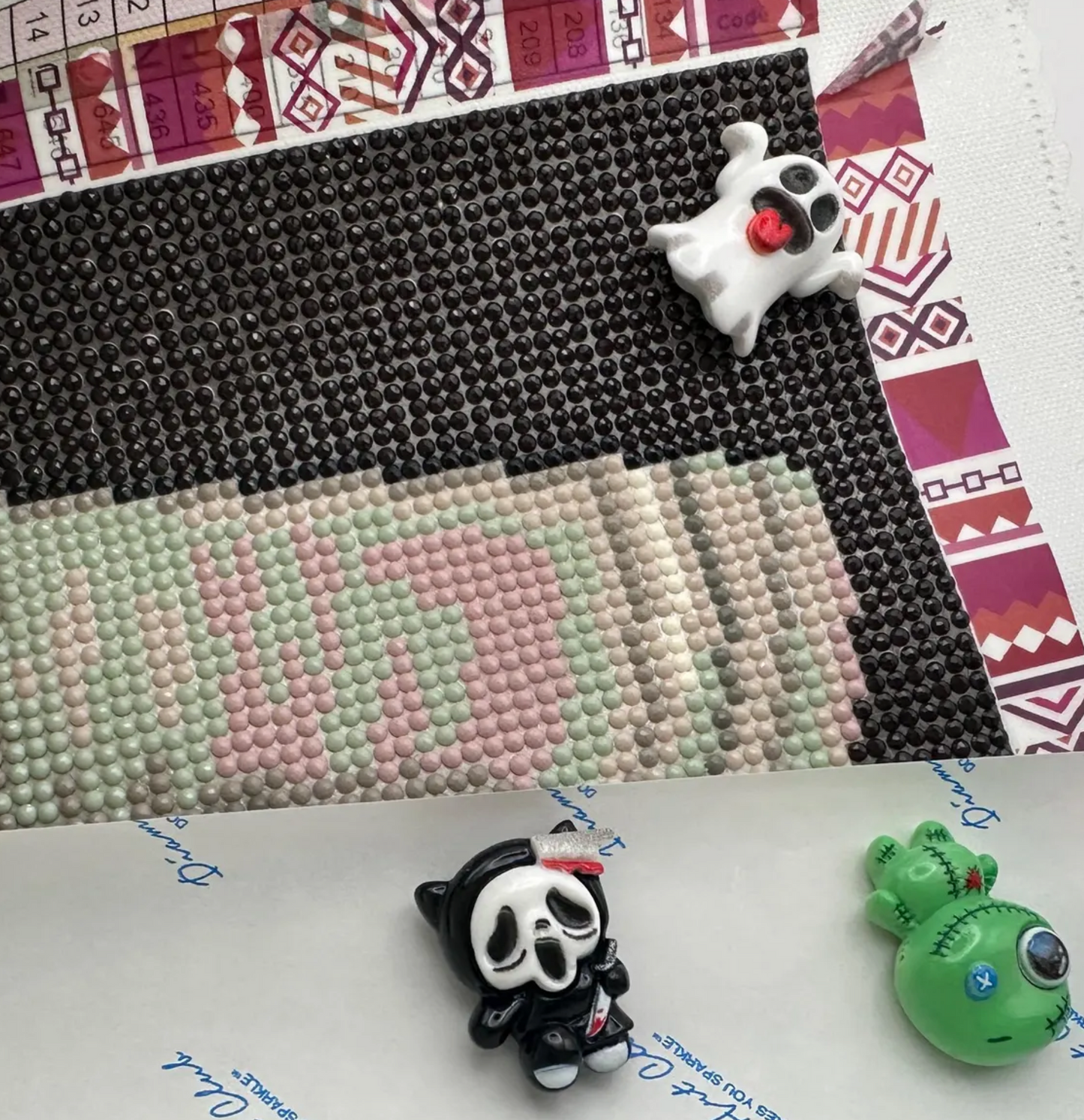 Spooky Diamond Painting / Needle Minder Set: Raven, Trash Coffin & Resin Charms