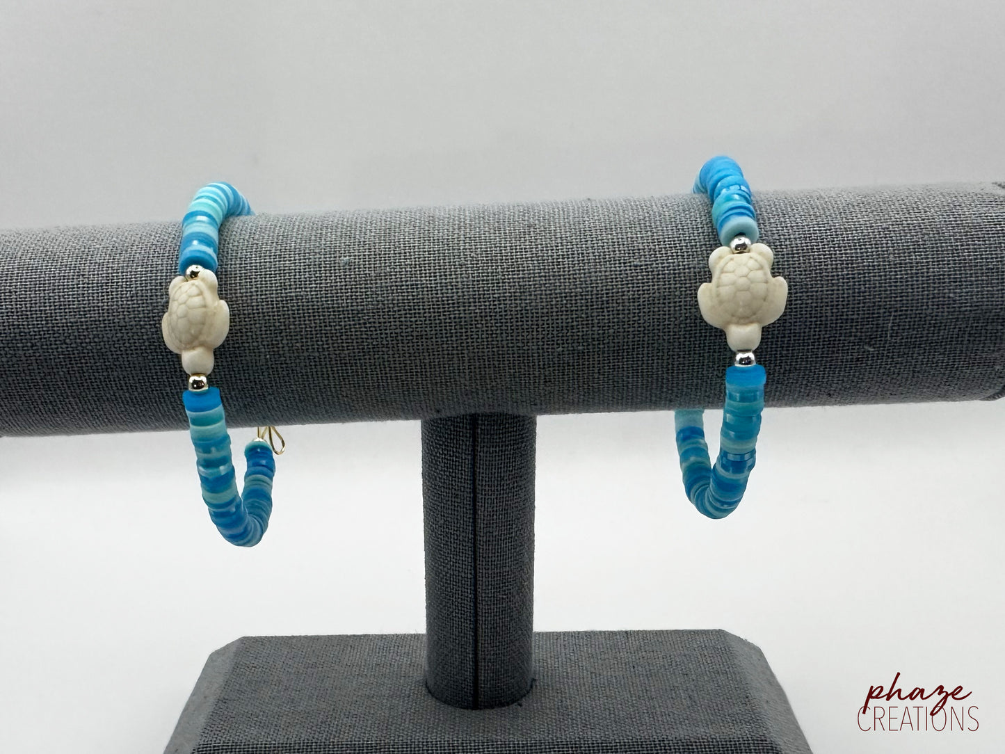 Sea Turtle Ocean Blue Memory Wire Bracelet